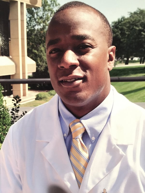 Dr. Kowin Casey, DC